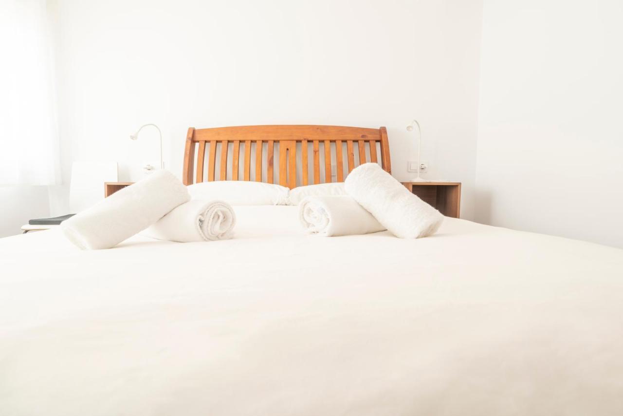 Apartamento Hurle Gijon Bagian luar foto