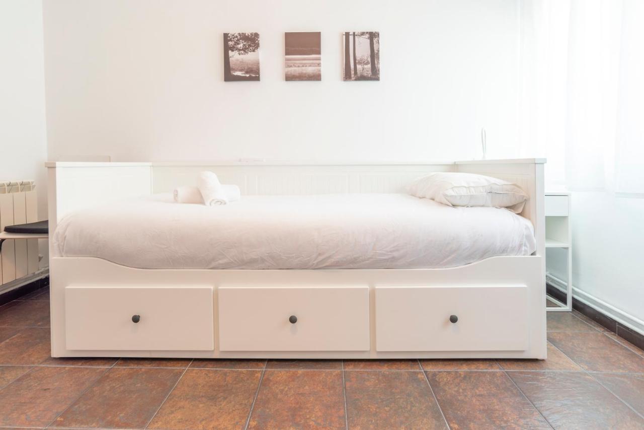 Apartamento Hurle Gijon Bagian luar foto