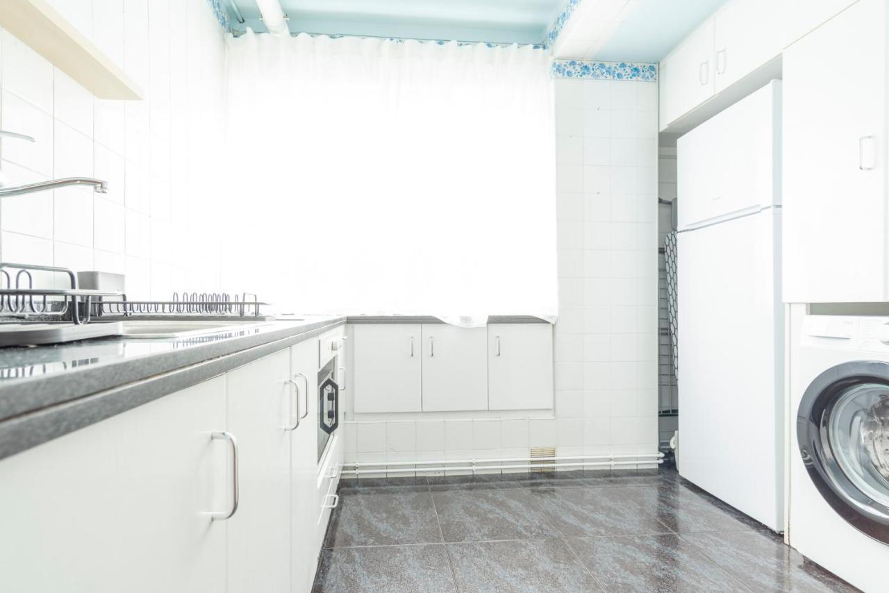 Apartamento Hurle Gijon Bagian luar foto